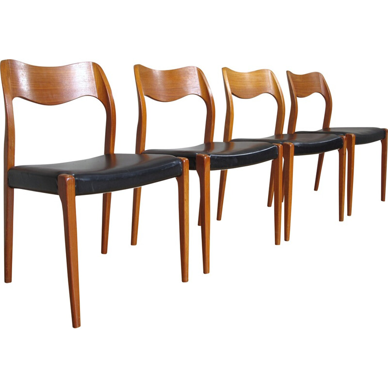 Ensemble de 4 chaises vintage modèle 71, Niels O. MOLLER - 1960