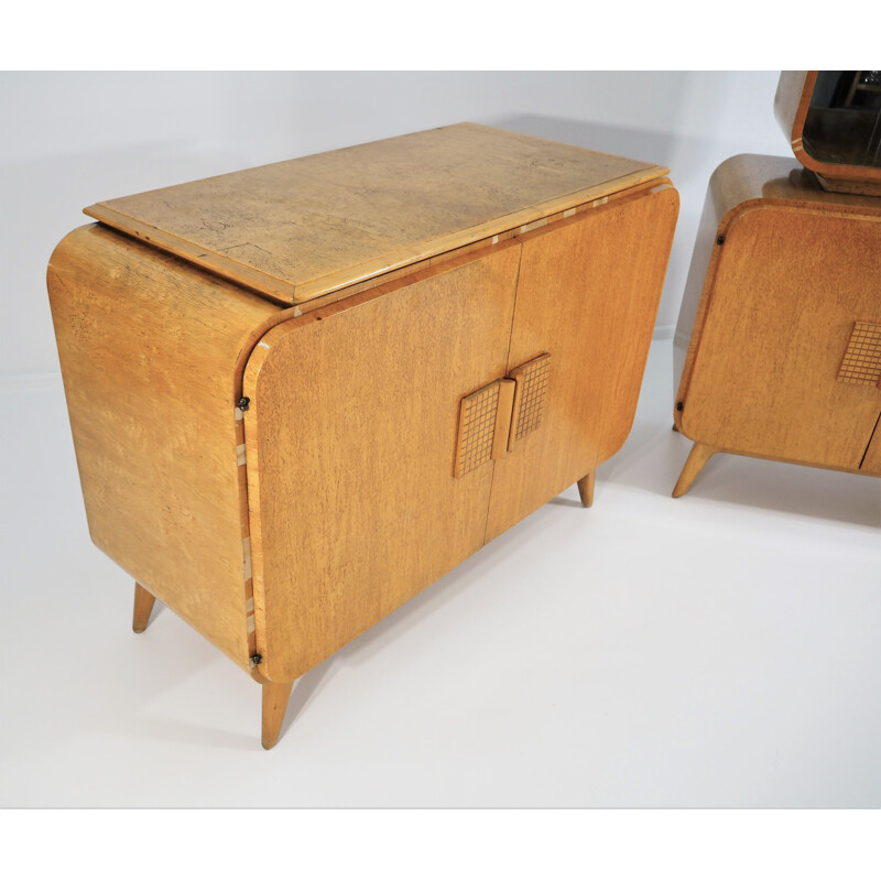 Ensemble vintage d'un buffet et buffet vitrine de Jindrich Halabal pour UP Zavoda, 1946