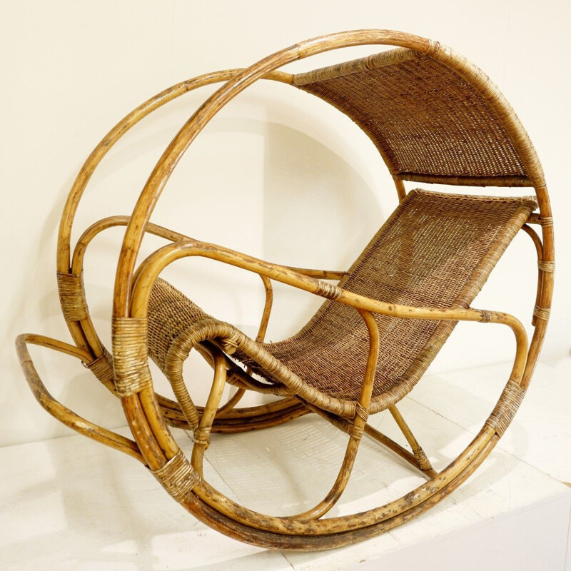 Vintage circle rocking chair in rattan and wicker, 1960s