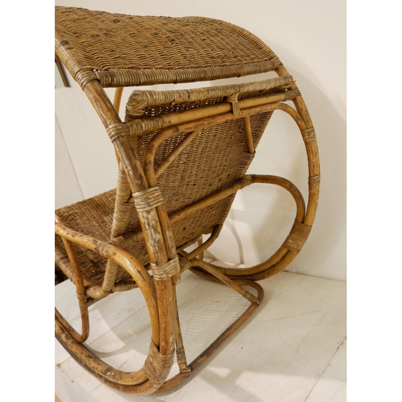 Chaise à bascule vintage circulaire en rotin et osier, 1960