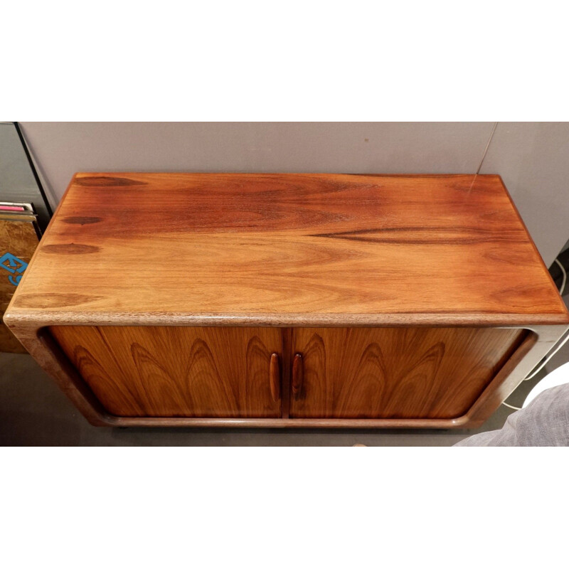 Vintage rosewood sideboard with wheels by Dyrlund, Denmark, 1960s