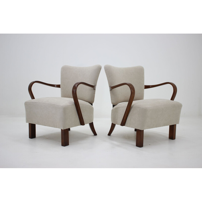 Set of 2 vintage beech wood armchairs by Jindrich Halabala, 1950s