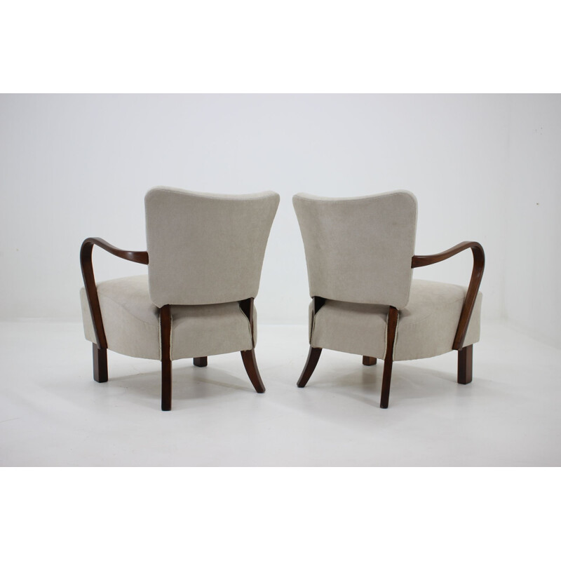 Set of 2 vintage beech wood armchairs by Jindrich Halabala, 1950s