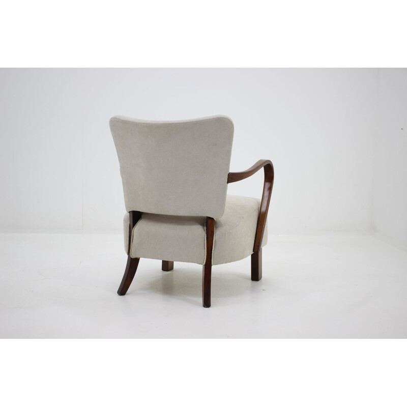 Set of 2 vintage beech wood armchairs by Jindrich Halabala, 1950s