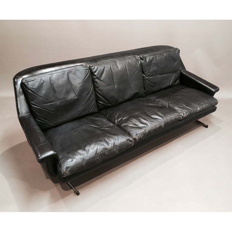 Vintage 3-seater black sofa made entirely of leather and chrome 1950