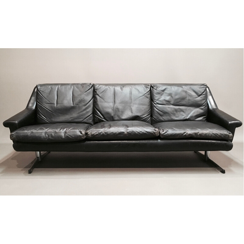 Vintage 3-seater black sofa made entirely of leather and chrome 1950