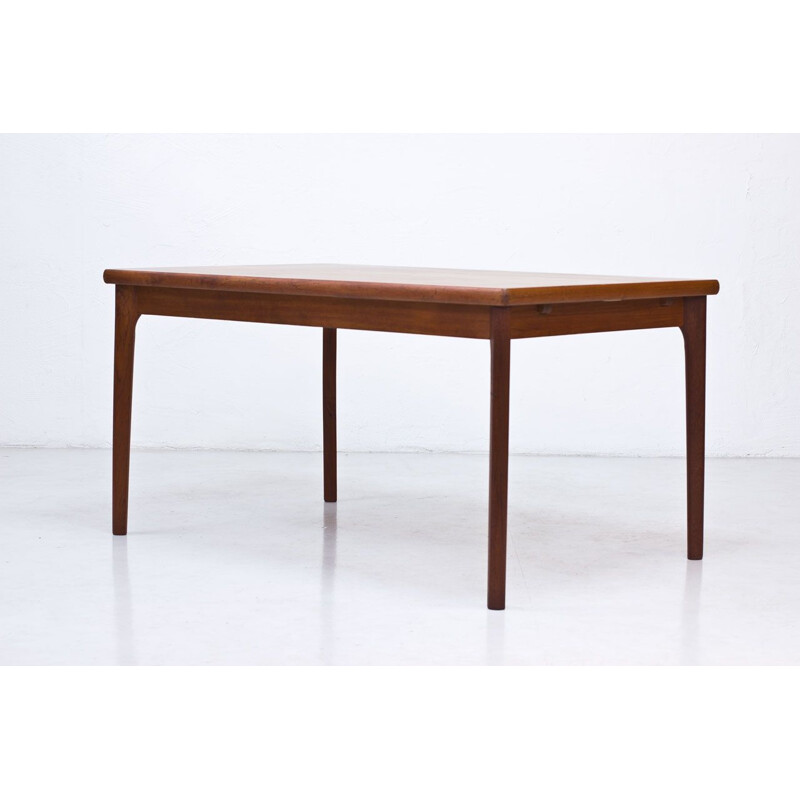 Extendable teak vintage dining table by Henning Kjærnulf for AM Mobler, Denmark, 1960s