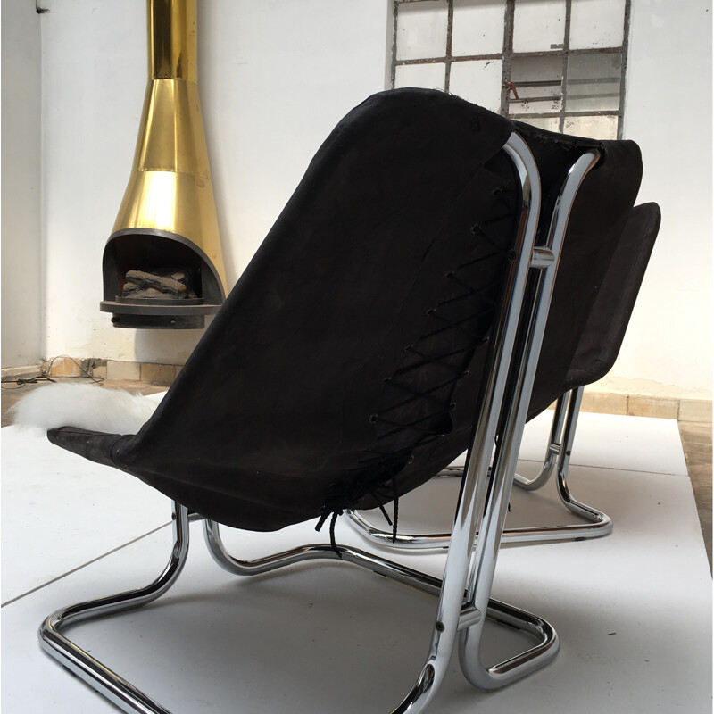 Scandinavian pair of lounge chairs in chromed steel and black canvas - 1970s