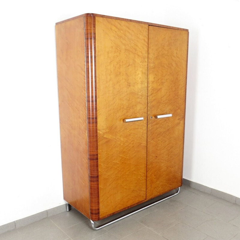 Armoire vintage en bois des années 1930