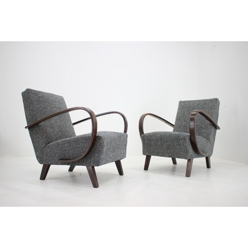 Pair of vintage armchairs by Jindrich Halabala, 1930s