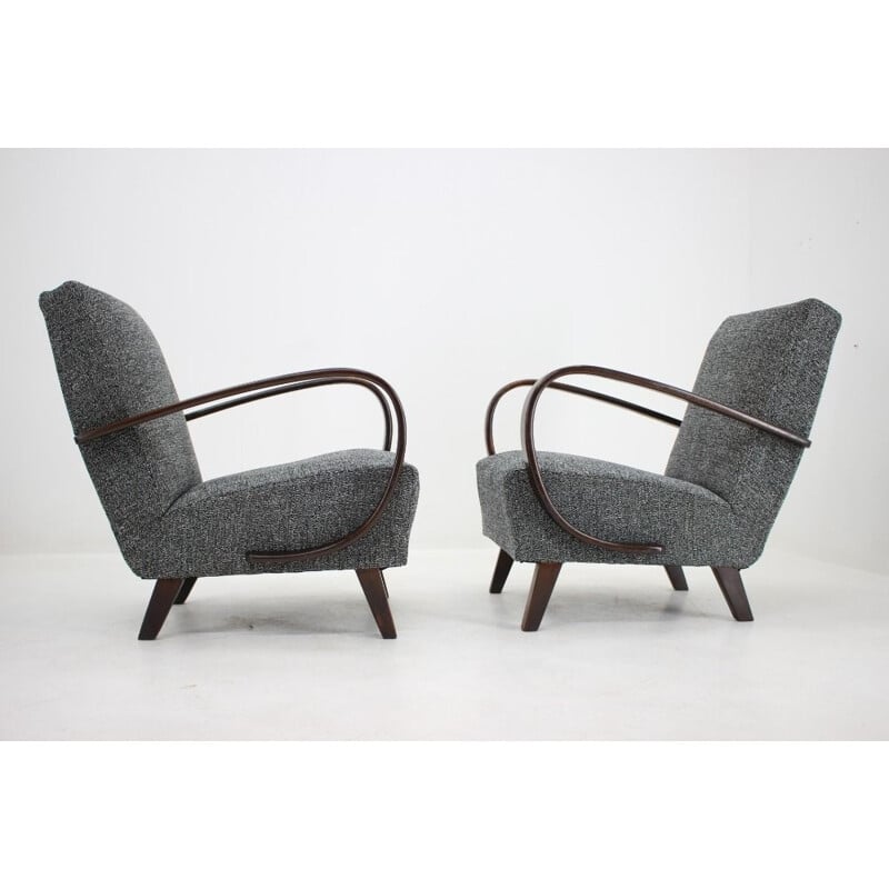 Pair of vintage armchairs by Jindrich Halabala, 1930s