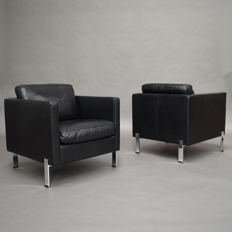 Pair of vintage black leather armchairs by De Sede, Switzerland 1970