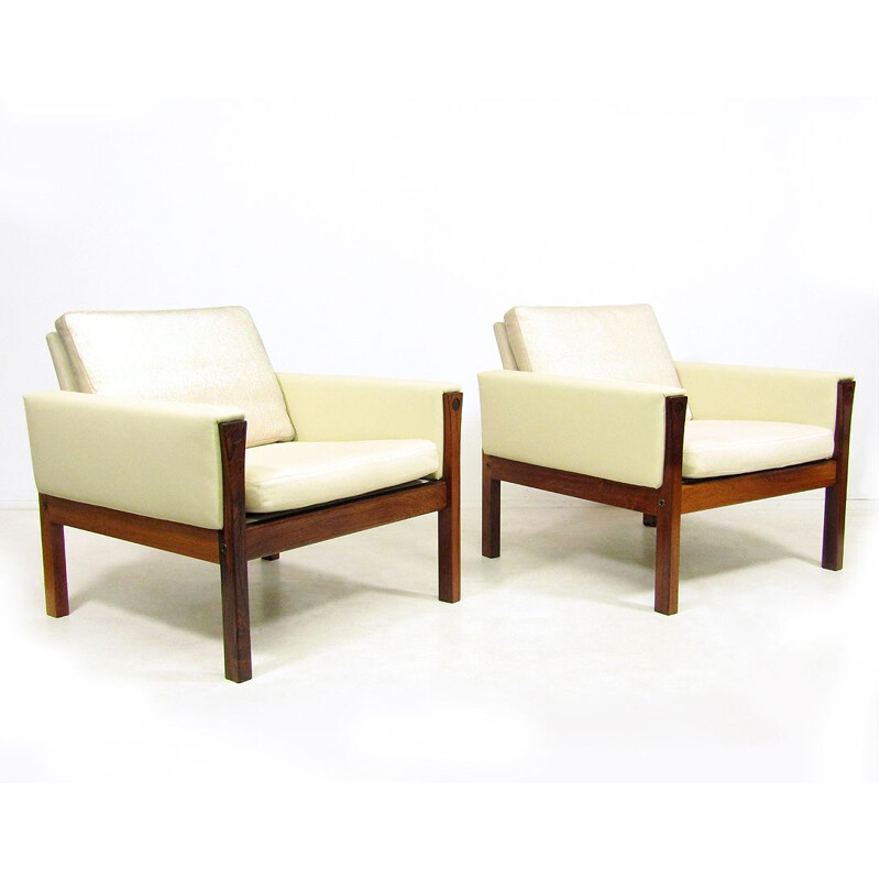 Paar vintage rozenhouten fauteuils van Hans Wegner, 1960