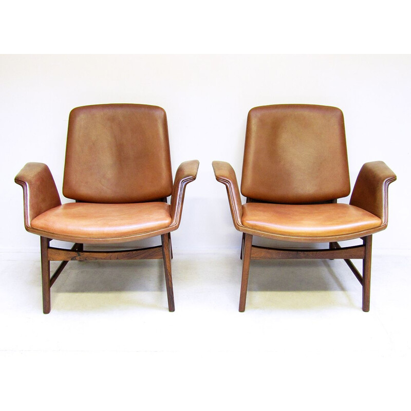 Pair of Danish "451" Lounge Chairs By Illum Wikkelsø