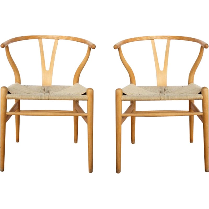 Carl Hansen & Son pair of Wishbone chairs, Hans J. WEGNER - 1940s