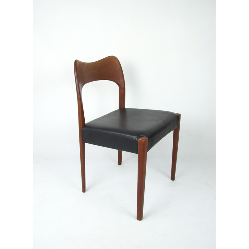 Set of 2 vintage teak chairs by Arne Hovmand Olsen for Mogens Kold, 1960