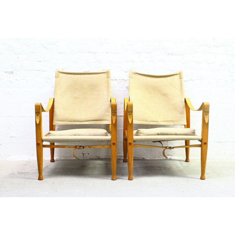  Paire de fauteuils vintage par Kaare KLint pour Carl Hansen & Søn