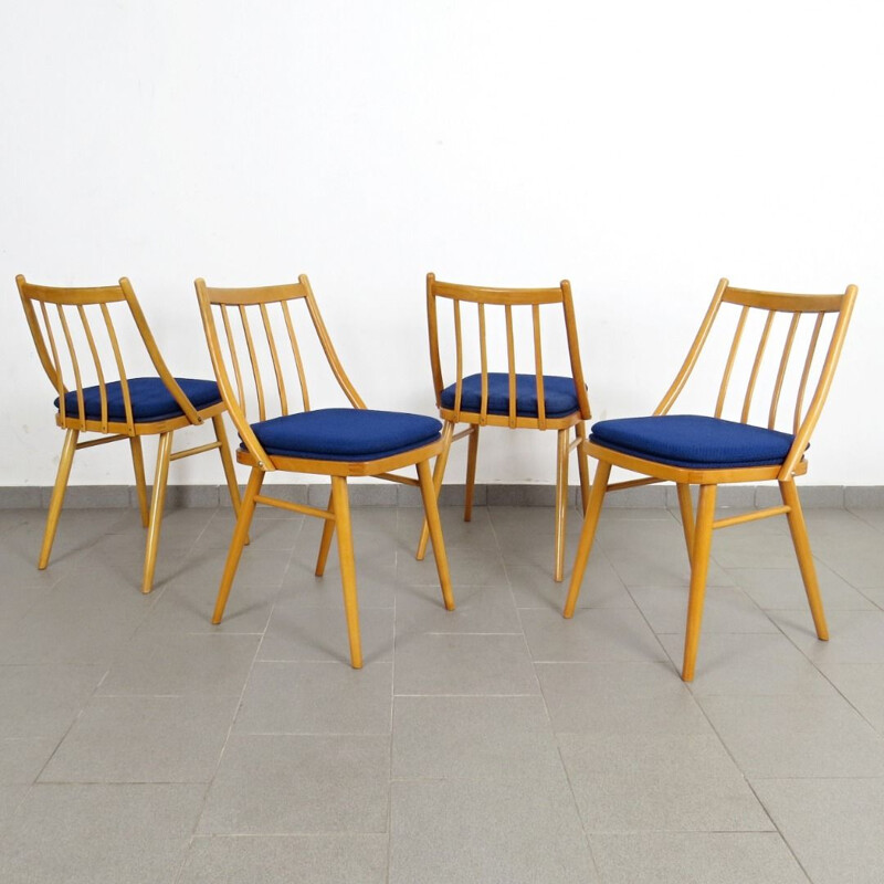 Set of 4 dining chairs with blue cover