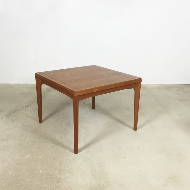 Vintage Scandinavian Velje Mobelfabrik side table in teak, Henning KJAERNULF - 1960s