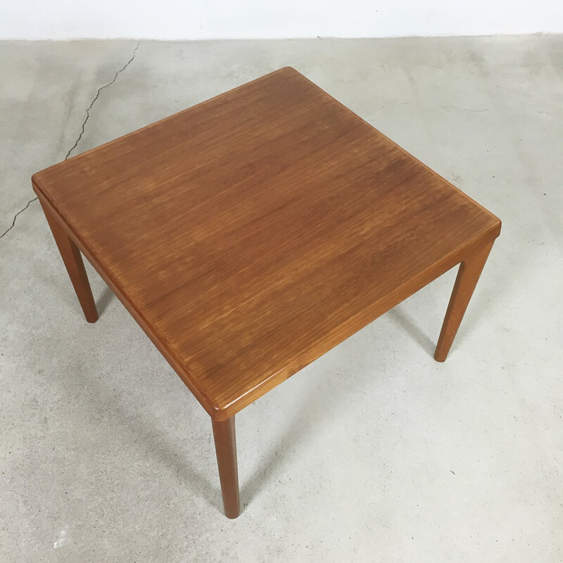 Vintage Scandinavian Velje Mobelfabrik side table in teak, Henning KJAERNULF - 1960s