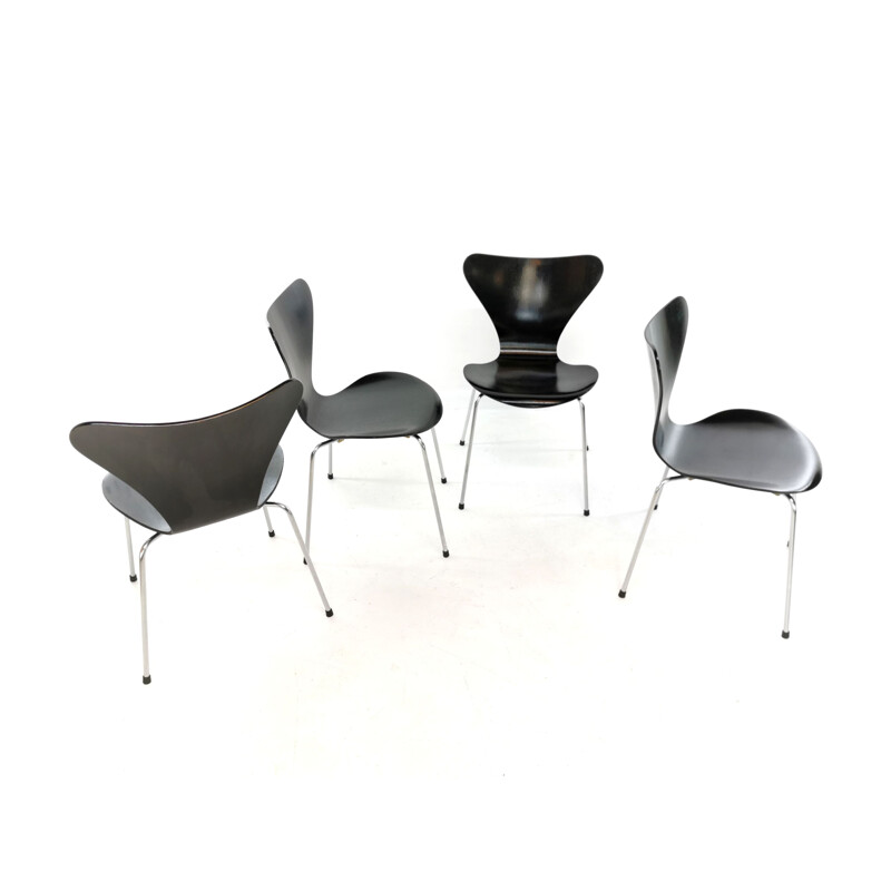 Ensemble de 4 chaises vintage par Arne Jacobsen pour Fritz Hansen , 1967