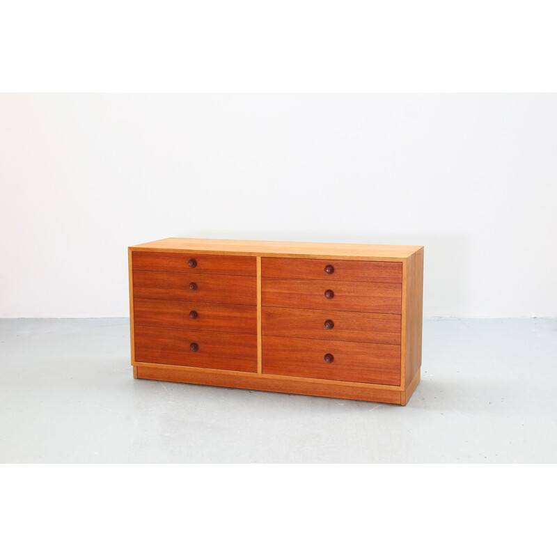 Vintage oak sideboard by Hans J. Wegner for Ry Møbelfabrik, 1960s