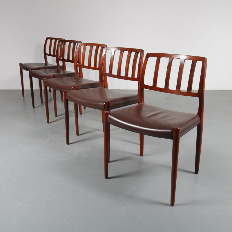 Ensemble de 5 chaises à repas vintage "Model 83" par Niels Otto M'ller, Danemark, 1960
