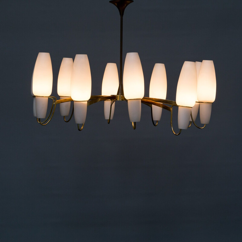 Vintage "Stilnovo" opaline glass chandelier, 1950s 