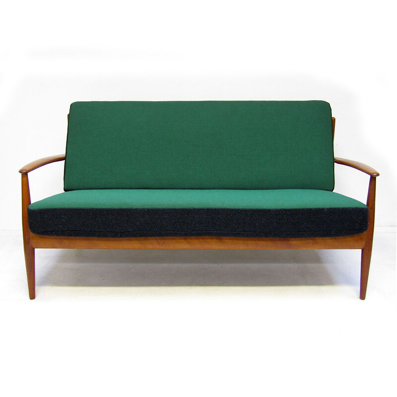 Sofá vintage de teca y tela kvadrat de Grete Jalk, 1950