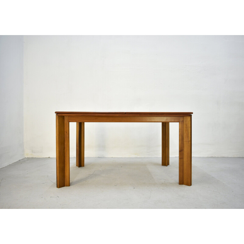 Vintage dining table "Mou" model by Tobia and Afra Scarpa for Molteni, Italy, 1970s