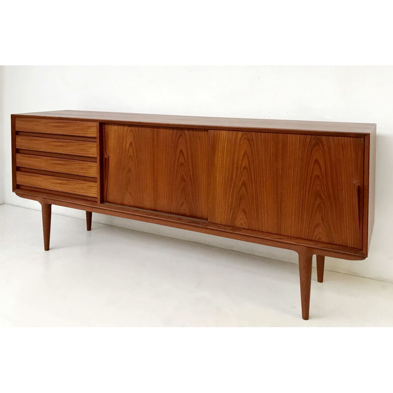 Vintage sideboard Model 18 in rosewood by Gunni Omann for Omann Jun, 1960s