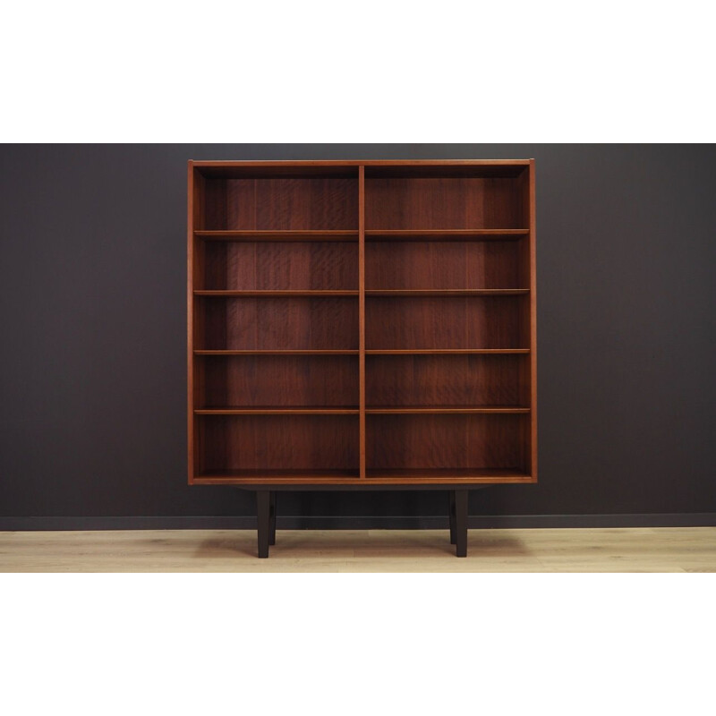 Vintage rosewood bookcase by Hundevad & Co, 1960-70s