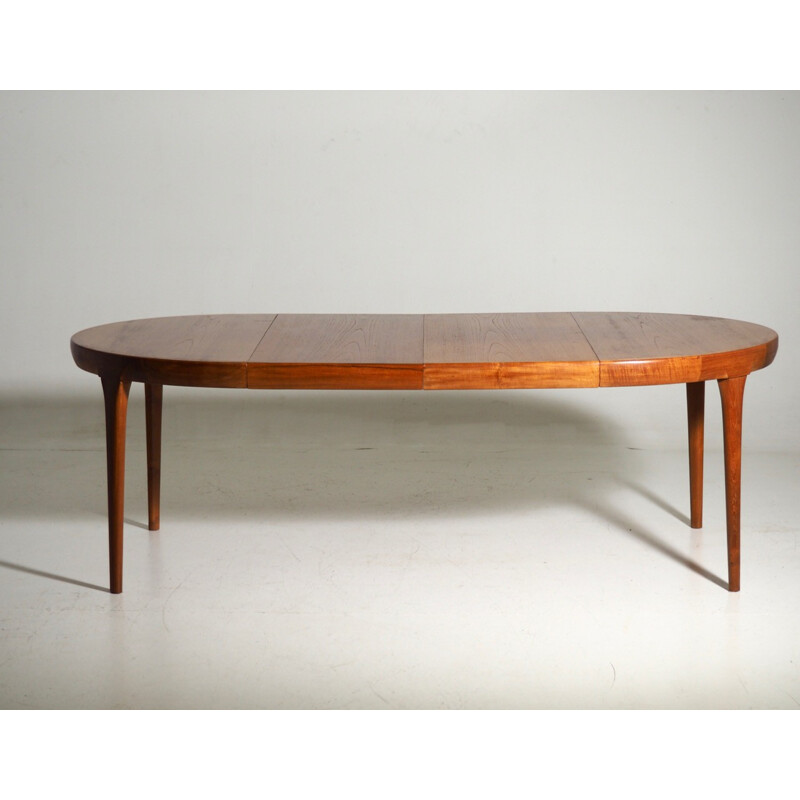Teak dining table, Ib KOFOD-LARSEN - 1960s