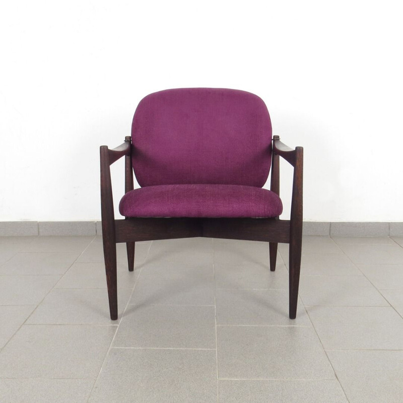 Vintage paarse fauteuil, Tsjechoslowakije 1960