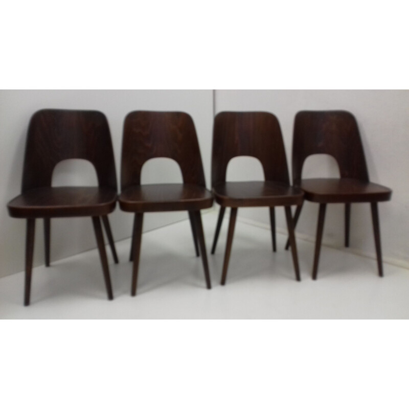 Ensemble de 4 chaises en bois vintage par Oswald Haerdtl, 1950