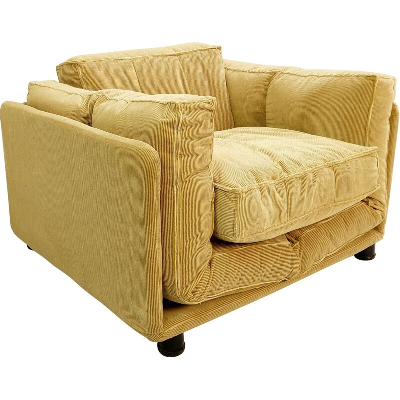 Comfy vintage armchair in yellow velvet