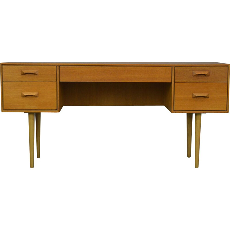 Vintage oak desk by John & Sylvia Reid from Stag Furniture, 1960s