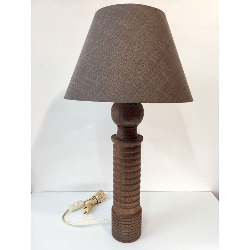 Lampe de table vintage en pied de chêne et velours beige