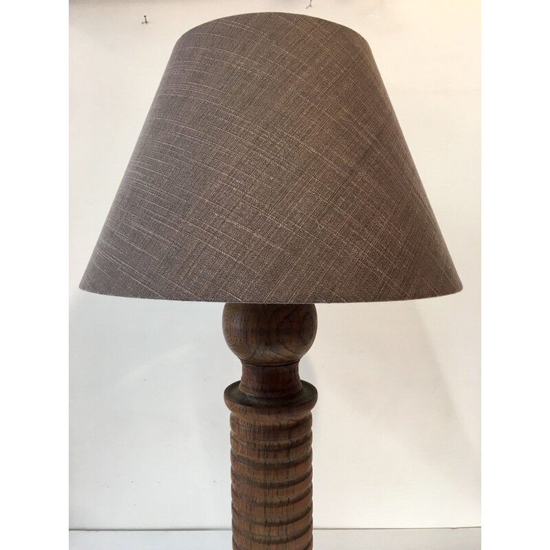 Vintage table lamp in oak and beige velvet foot