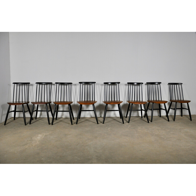 Vintage set of of 8 Scandinavian chairs in painted wood 1960 