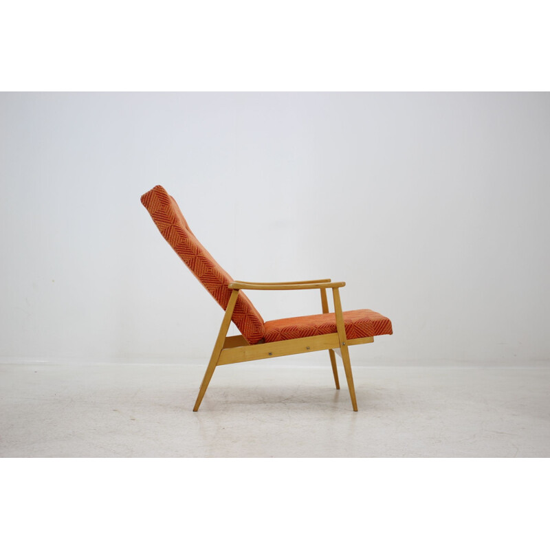 Paire vintage de fauteuils avec tabourets par Thon, 1970.