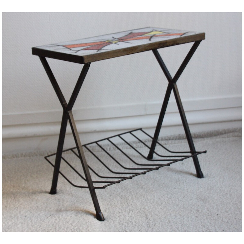 Petite table porte-revues vintage en métal et céramique - 1960