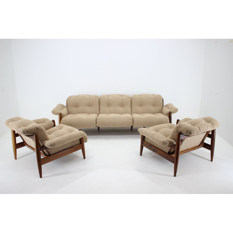 Set of vintage lounges in rosewood and upholstered with a beige fabric 1960