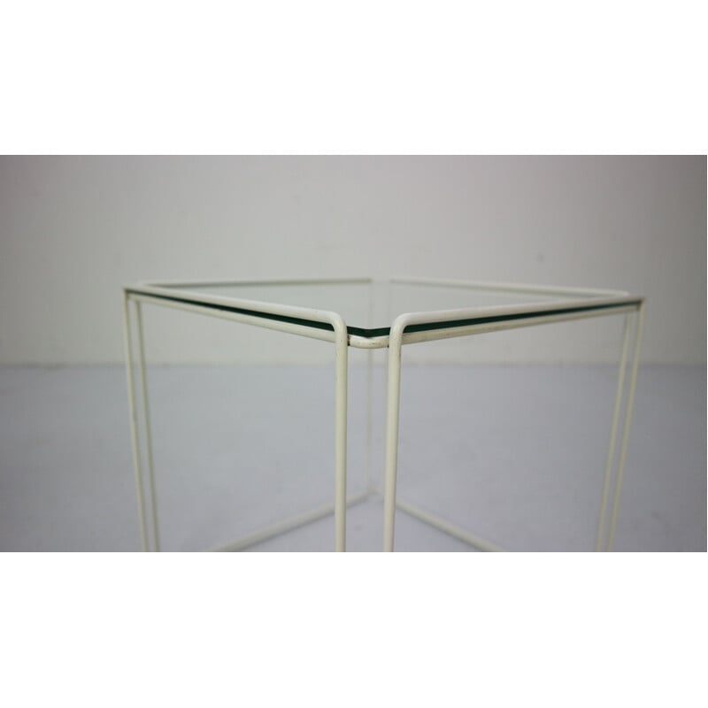 Lot de 2 tables d'appoint graphiques Isoceles par Max Sauze Isoceles pour Atrow, 1970