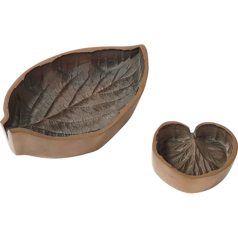 Set of 2 bronze pockets 1970