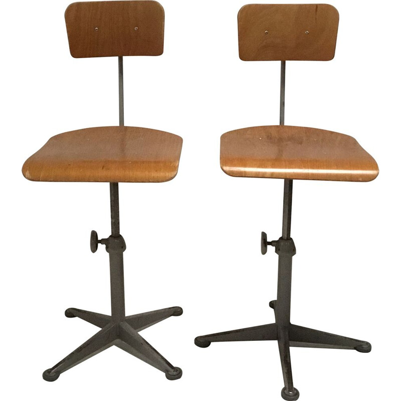 Coppia di sedie da ufficio industriali vintage di Friso Kramer per Ahrend le cercle