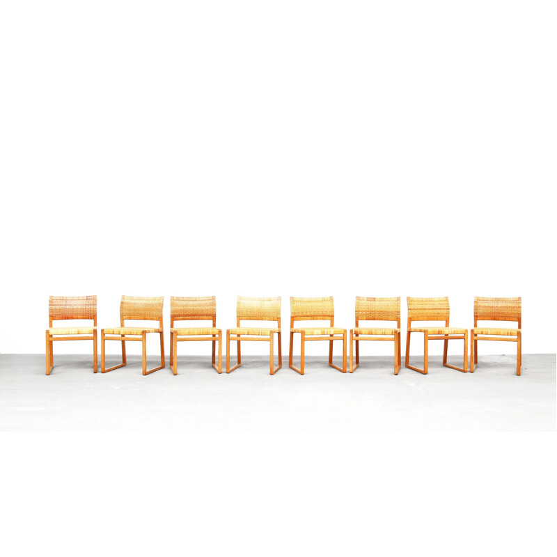 Set of 8 vintage oak dining chairs by Børge Mogensen for Fredericia, Denmark