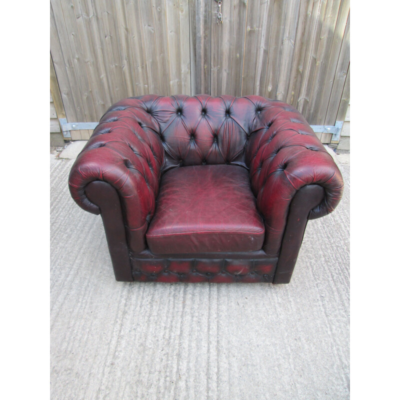 Fauteuil Chesterfield vintage bordeaux en cuir, 1970