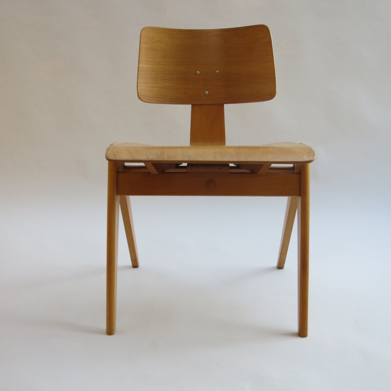 Vintage plywood "Hillestak" chair by Robin Day for Hille, UK, 1950s