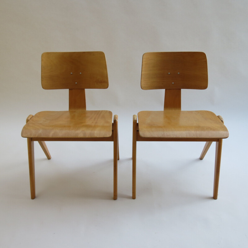 Vintage plywood "Hillestak" chair by Robin Day for Hille, UK, 1950s